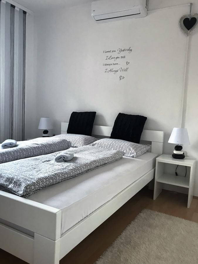 Rooms Deny Mostar Exterior photo